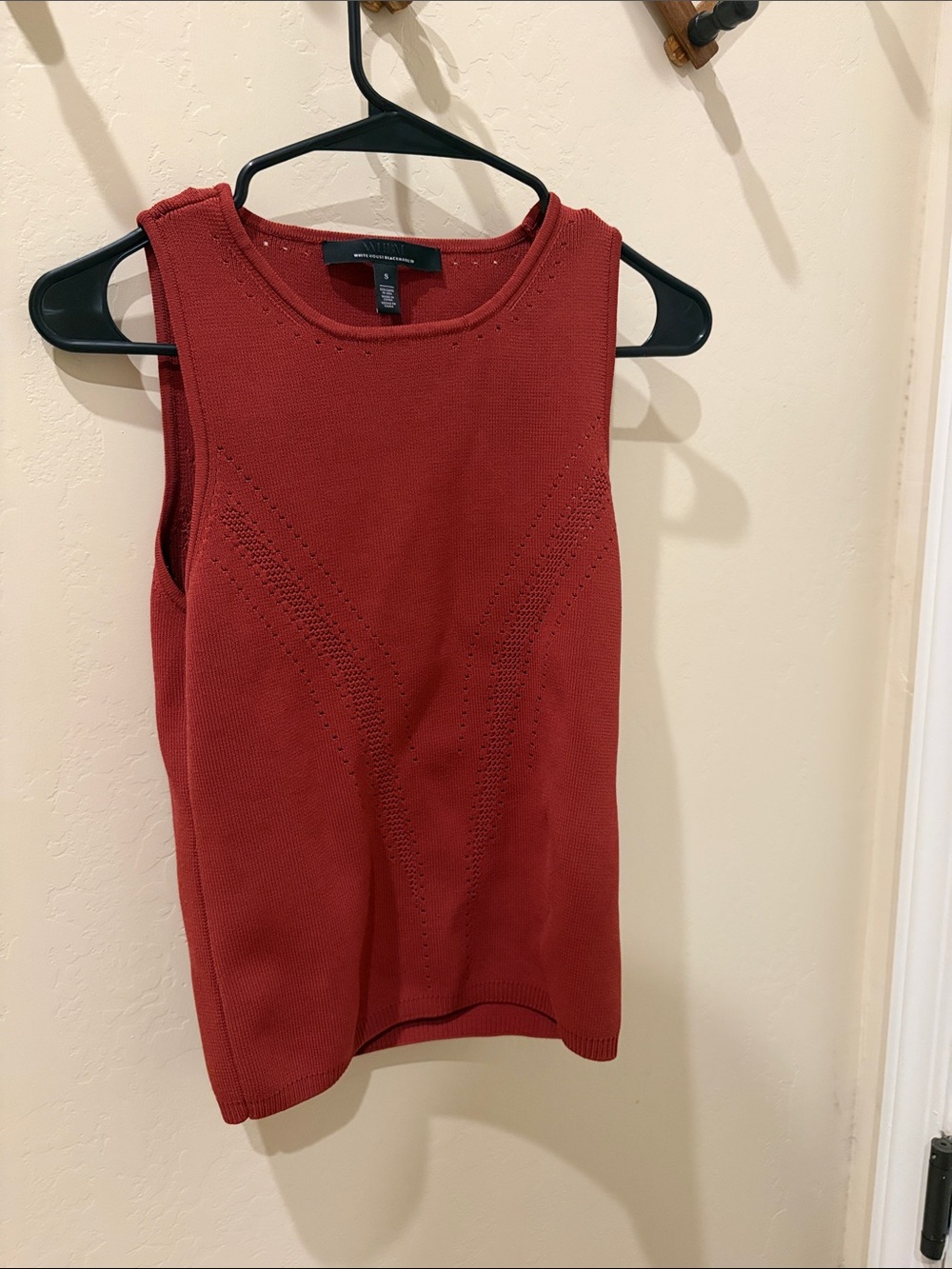 White House Black Market Sleeveless Knit Tank in Brick Red